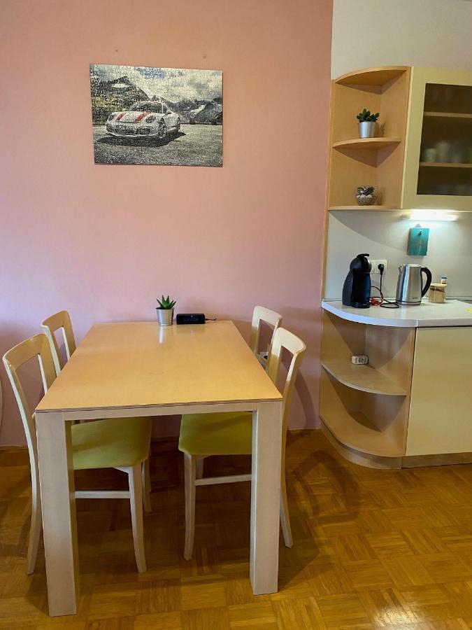 Apartma Felicija ลูบลิยานา ภายนอก รูปภาพ